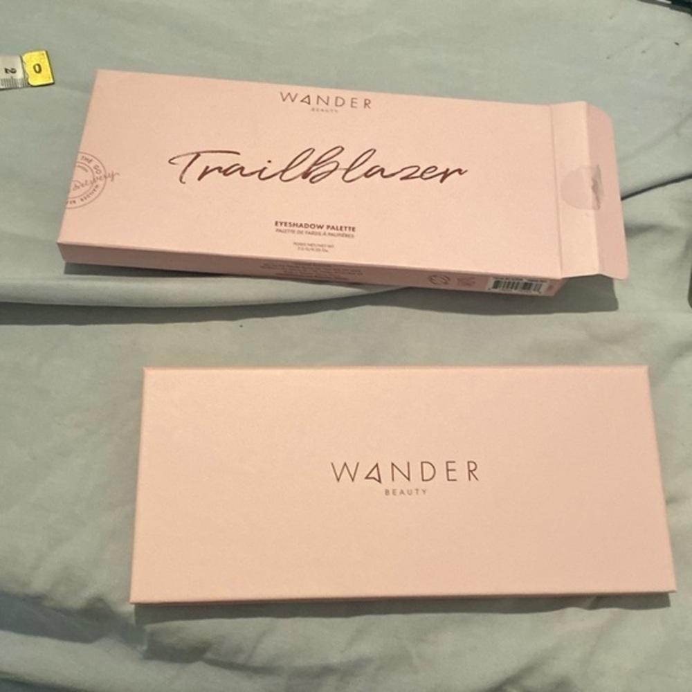 Wander Beauty Trailblazer Eyeshadow Palette